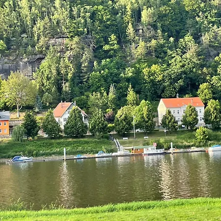 Apartmán Elbufer 83 *