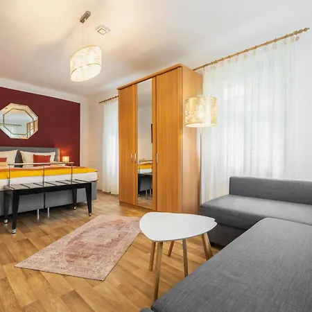 Elbufer 83 * Bad Schandau