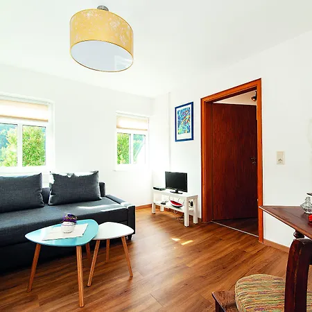 Elbufer 83 Apartamento