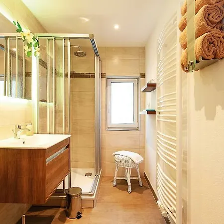 Elbufer 83 Lägenhet