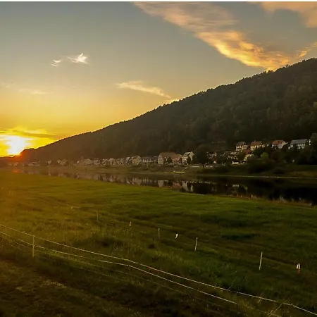 Elbufer 83 Apartmán *